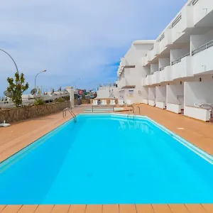 Livvo Puerto Apartment